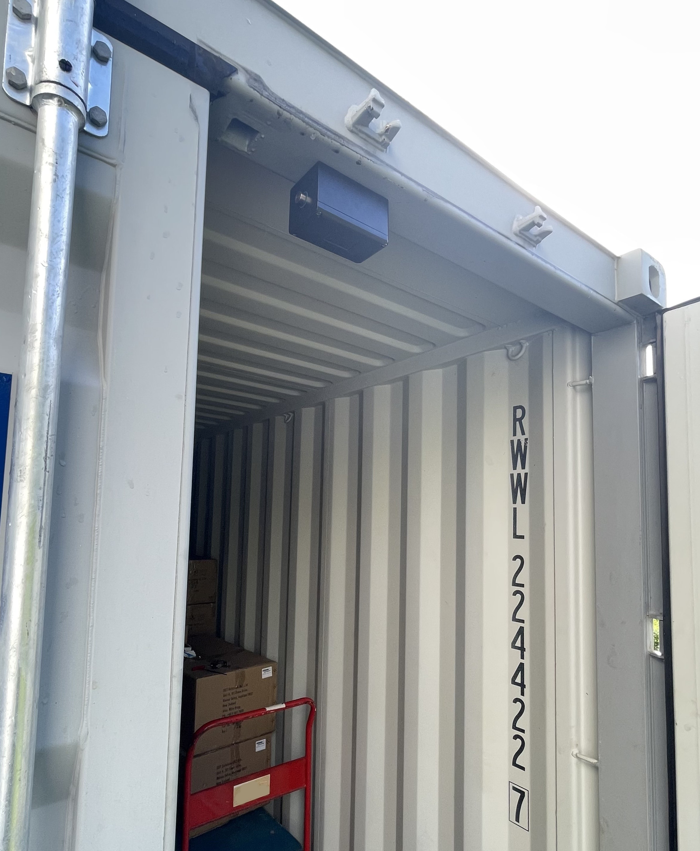 An internally installed solution for an on-site storage problem