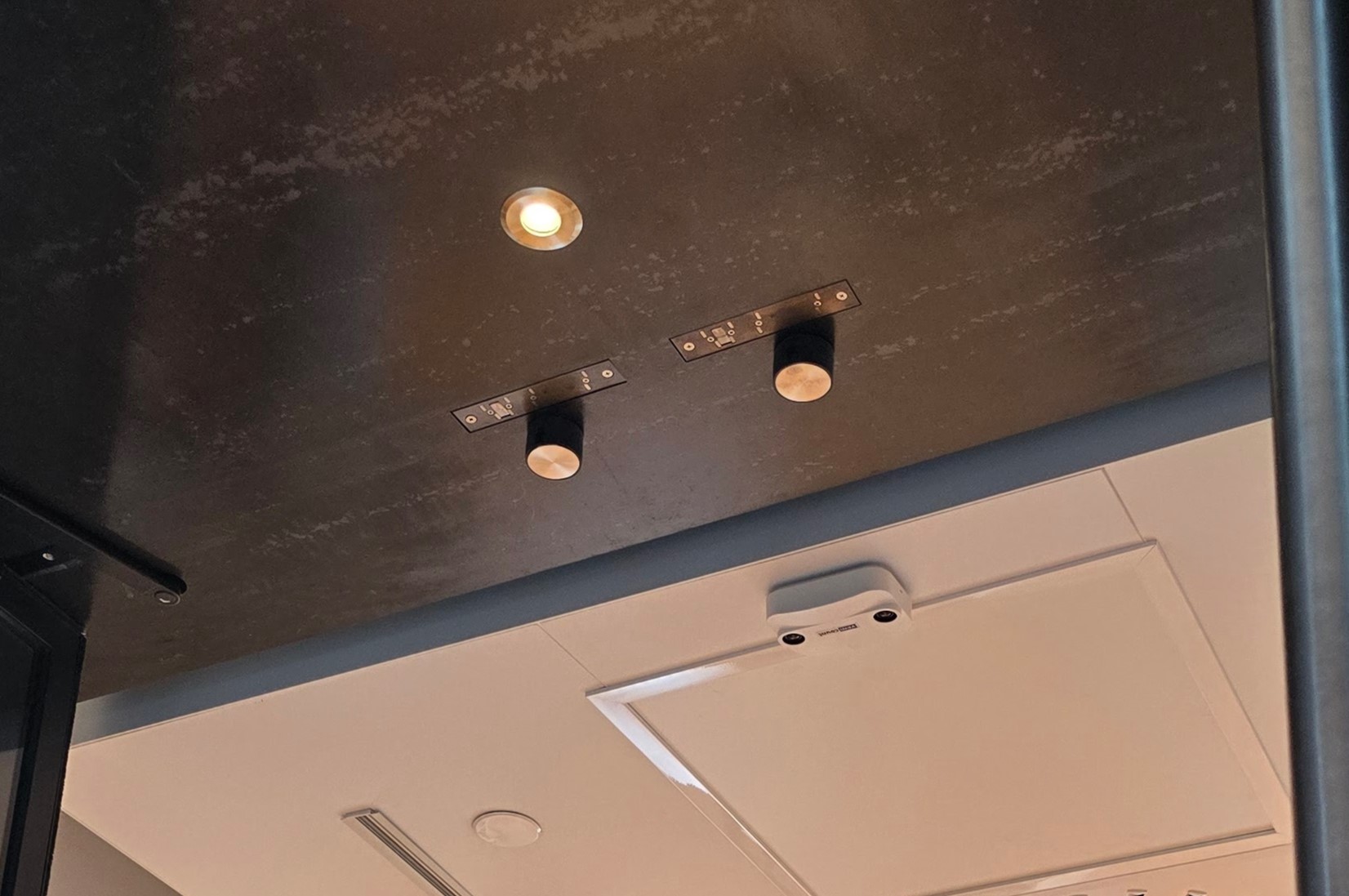 Bronzed coated face plates required to match the surrounding finish